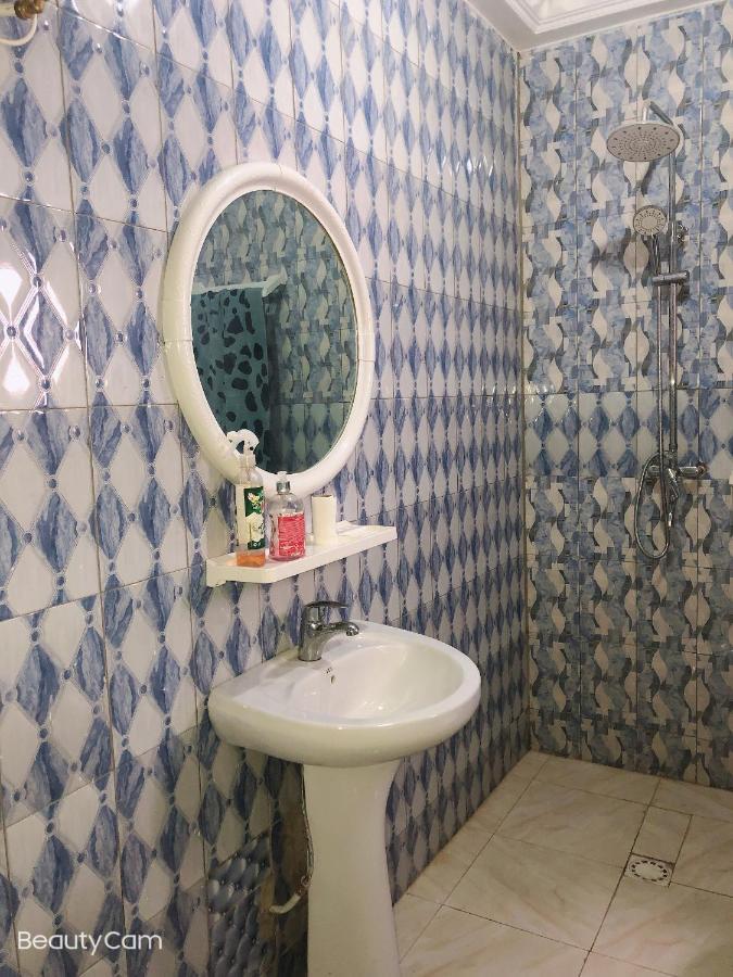 Abuko Awamuulamin Manneh Guest House מראה חיצוני תמונה