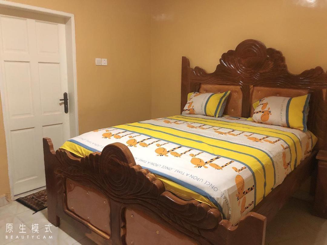 Abuko Awamuulamin Manneh Guest House מראה חיצוני תמונה