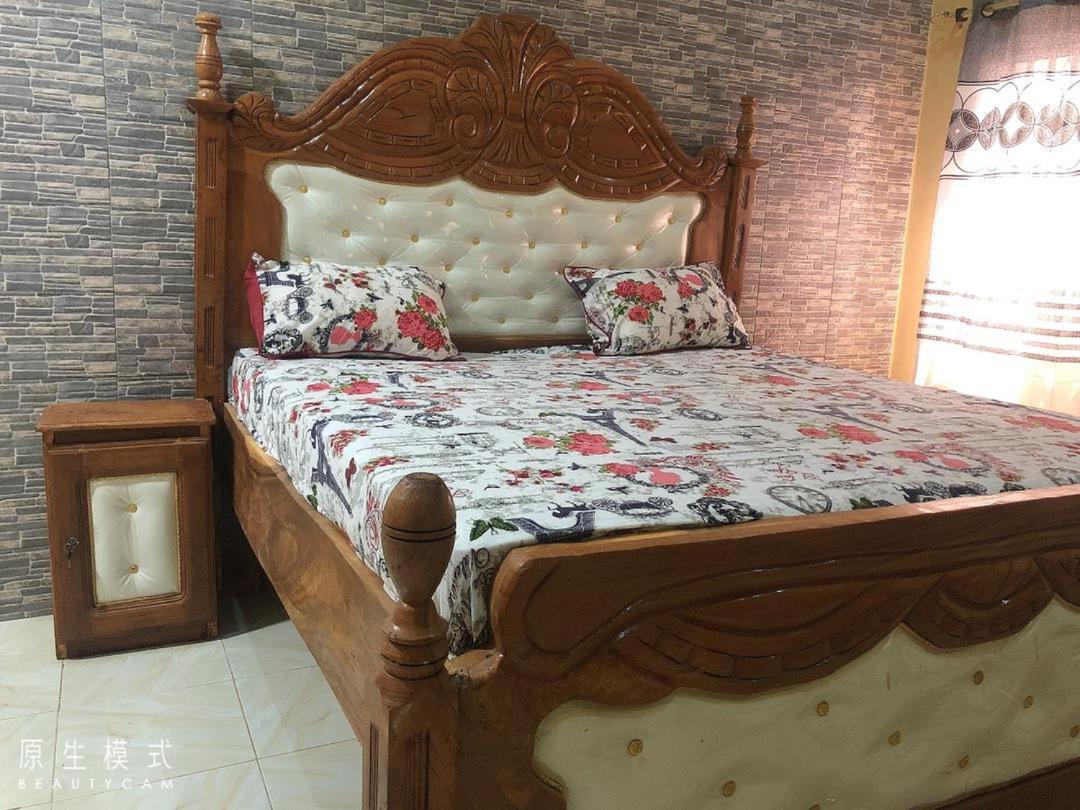 Abuko Awamuulamin Manneh Guest House מראה חיצוני תמונה